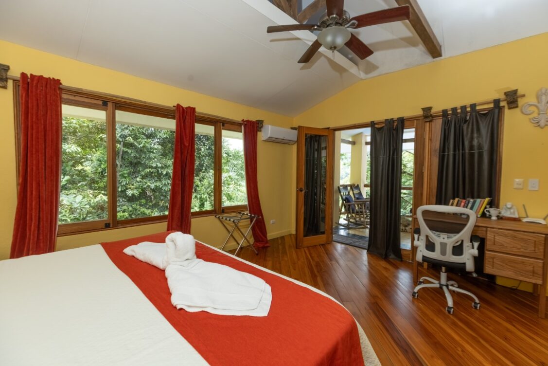 96894040-fa77-4a14-968f-f3eb5281a742