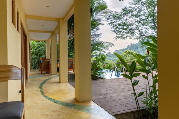 6f9ff98d-2354-4d8d-9b3d-d9dc1c2c5575