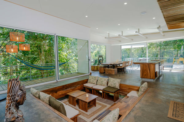 lcwf6quq3g4op0l2j1mq